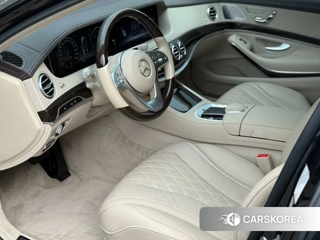 Mercedes-Benz Maybach S-class 2019 Черный из Китая