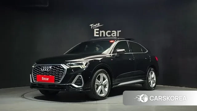 Audi Q3 (F3) 2023 Черный из Кореи