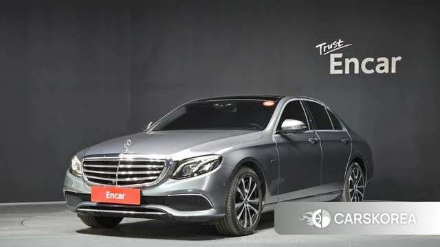 Mercedes-Benz E-Class W213 2019 Серый из Кореи