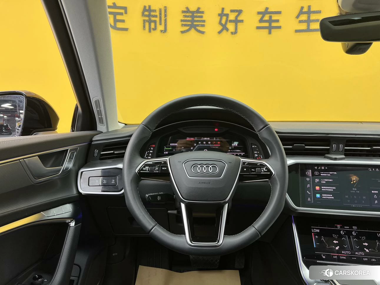 Audi A6 (import) 2023 Черный из Китая
