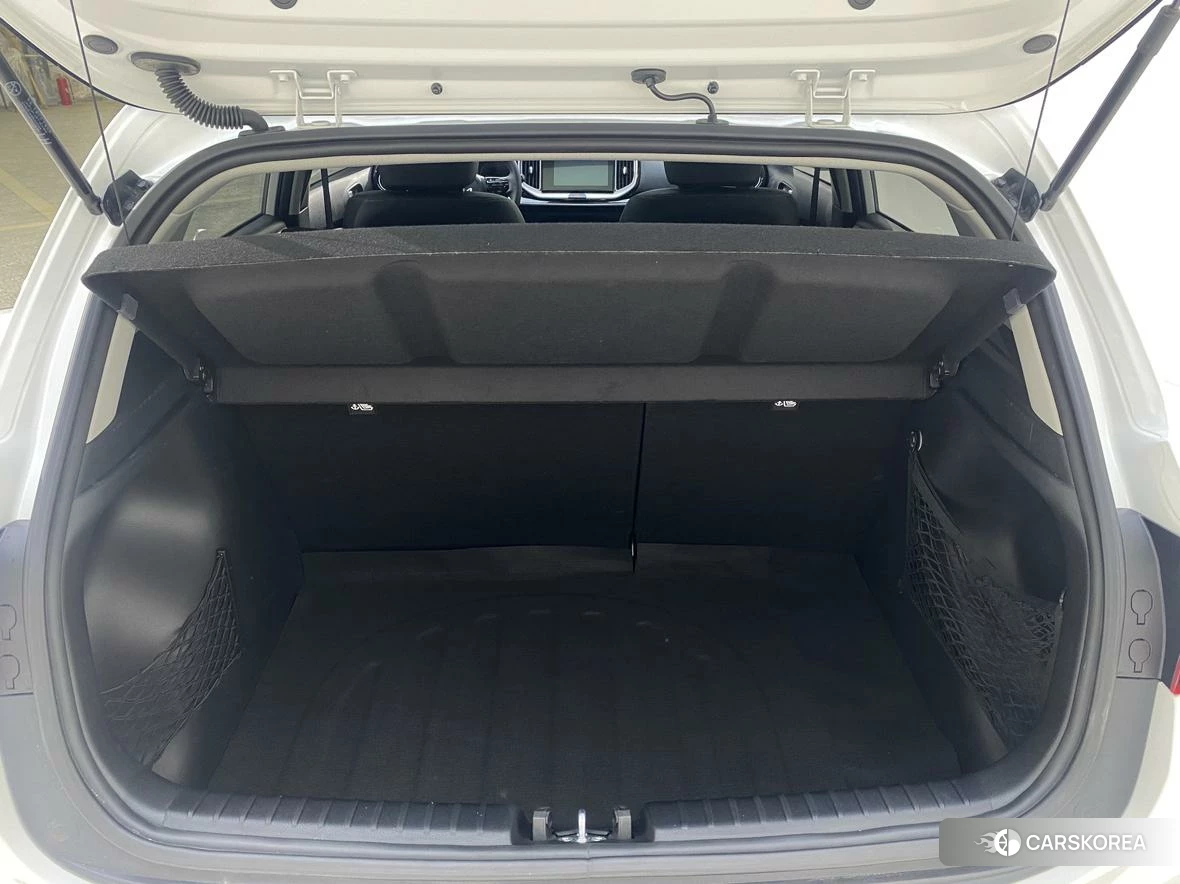 Kia KX1 2021 Белый из Китая