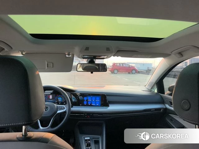 Volkswagen Golf 2022 Темно-серый из Китая