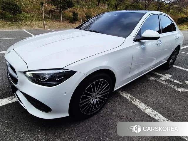 Mercedes-Benz C-Class W206 2025 Белый из Кореи