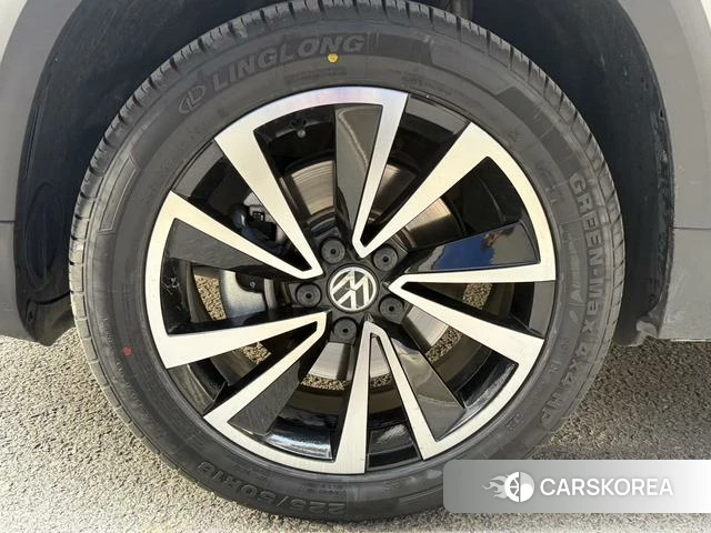 Volkswagen Tuyue 2022 Белый из Китая