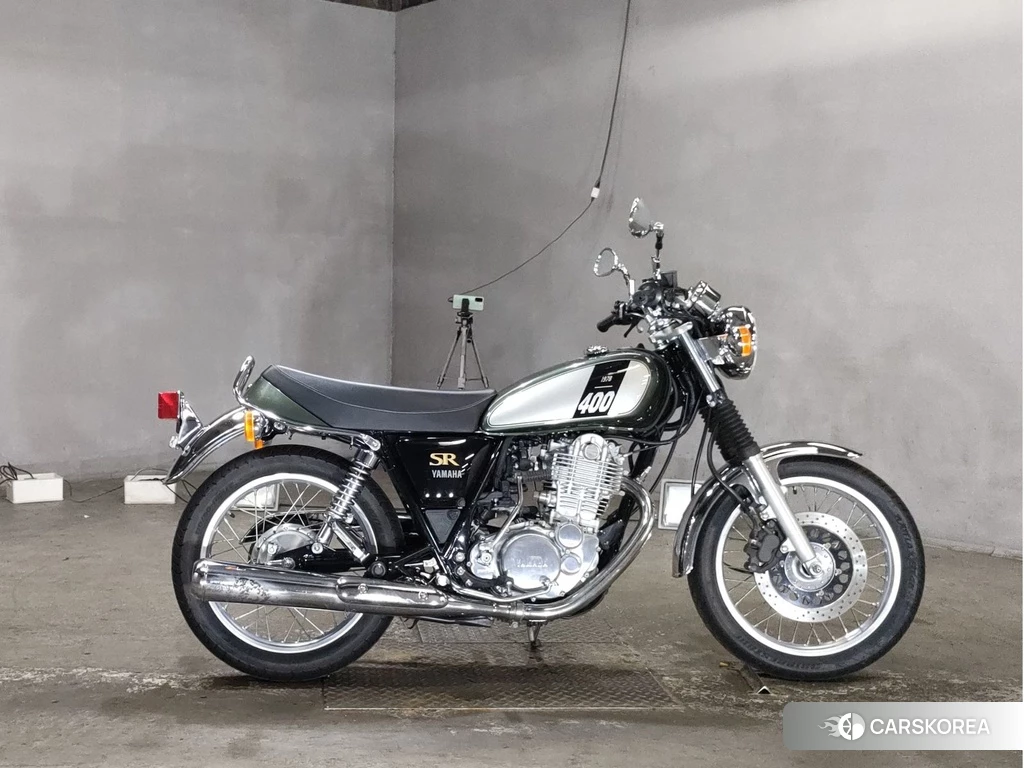 Проданный Yamaha SR 400 2018 из Японии, фото 2