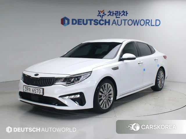 Kia The New K5 2nd generation 2018 Белый из Кореи