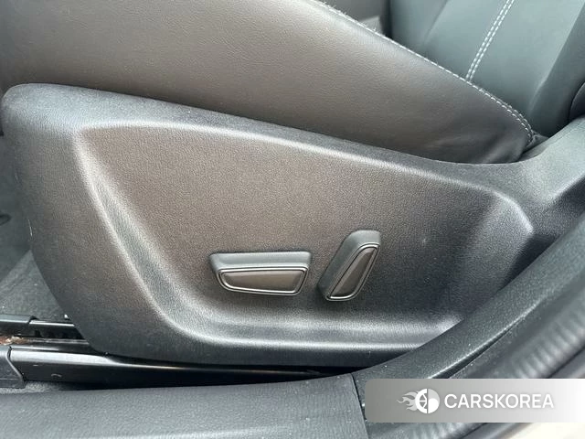 Mazda CX-4 2023 Белый из Китая