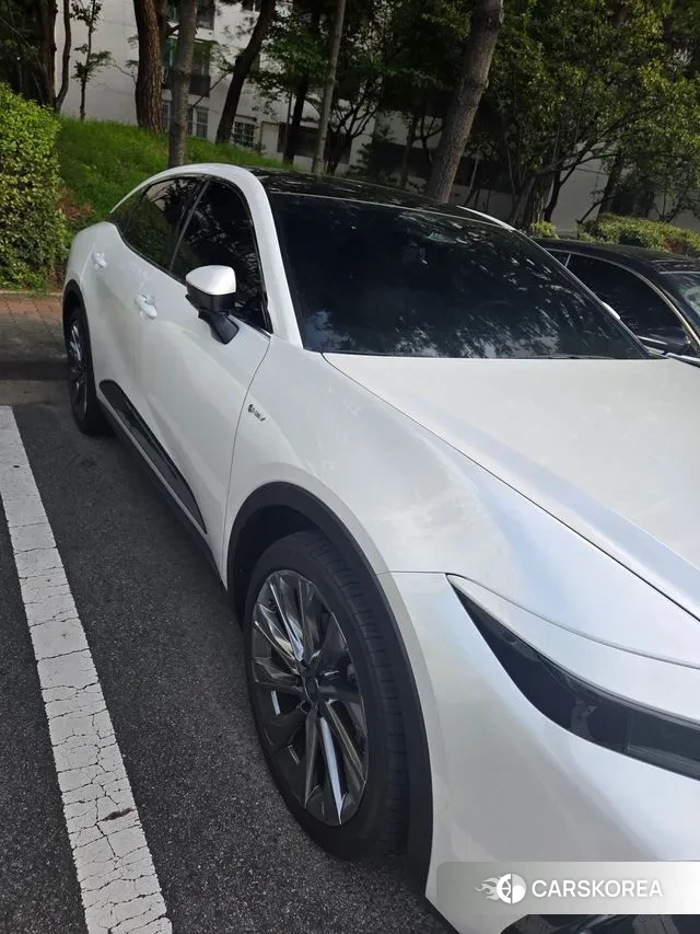 Toyota Crown Crossover 2025 Белый из Кореи