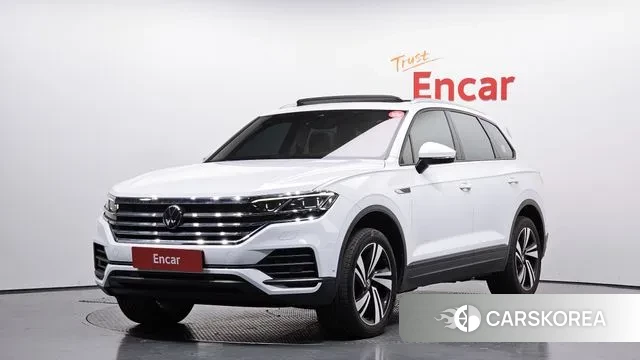 Volkswagen Touareg 3rd generation 2023 Белый из Кореи
