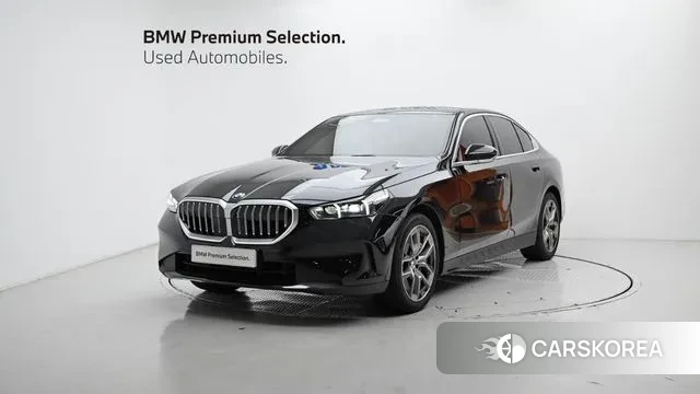 BMW 5 Series (G60) 2024 Черный из Кореи