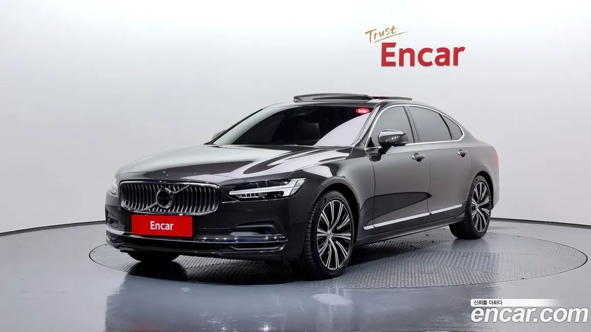 Volvo S90 2023 Серый из Кореи