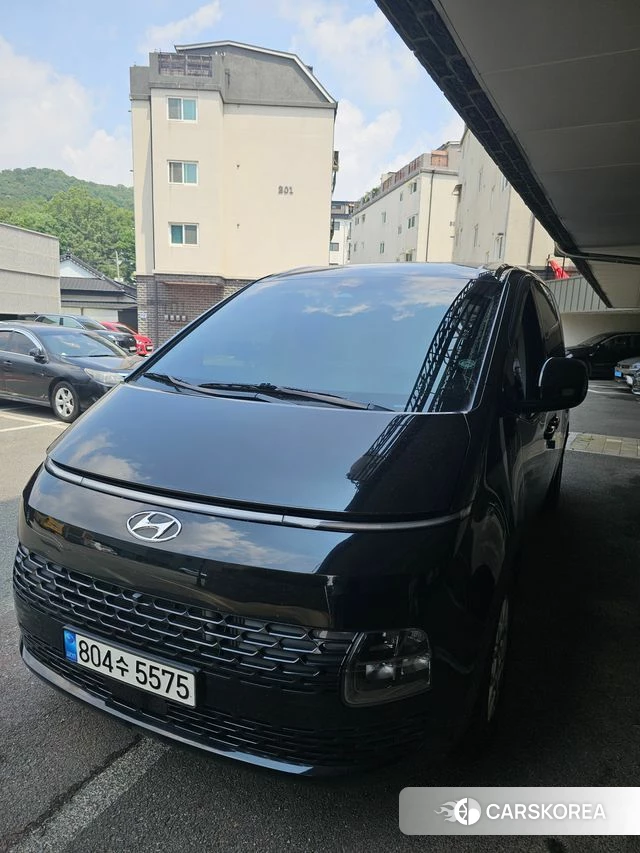 Hyundai Staria 2022 Черный из Кореи