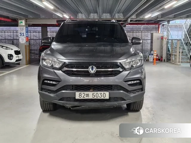Ssangyong Rexton Sports 2020 Серый из Кореи