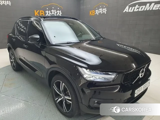 Volvo XC40 2018 Черный из Кореи