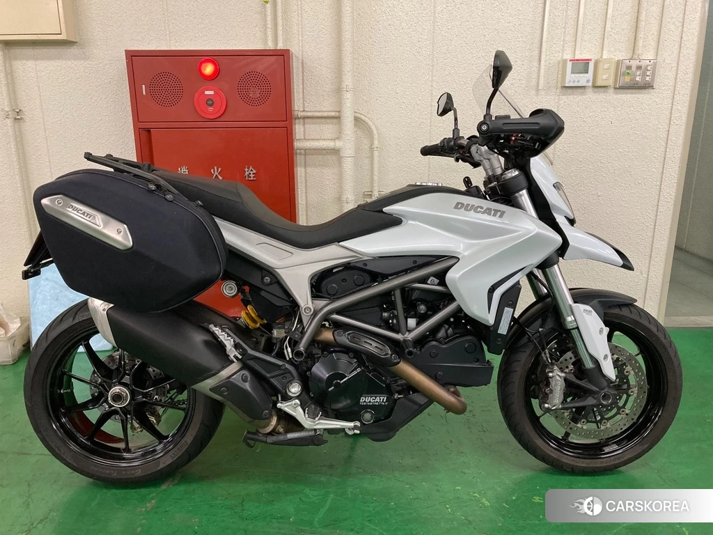 Проданный Ducati HYPERSTRADA 2013 из Японии