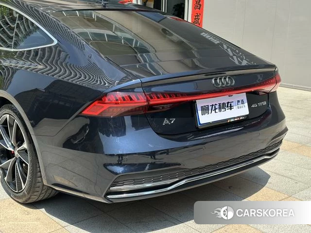 Audi A7 2021 Синий из Китая