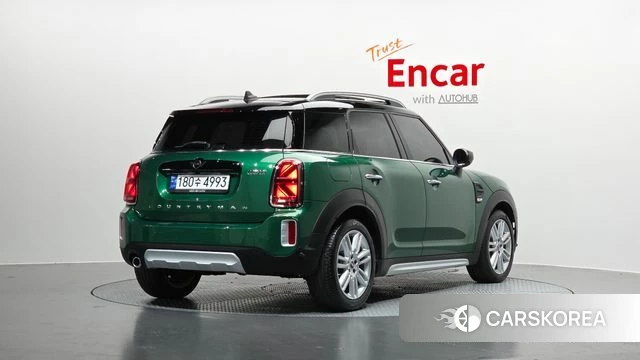 Mini Cooper Countryman 2023 Зеленый из Кореи