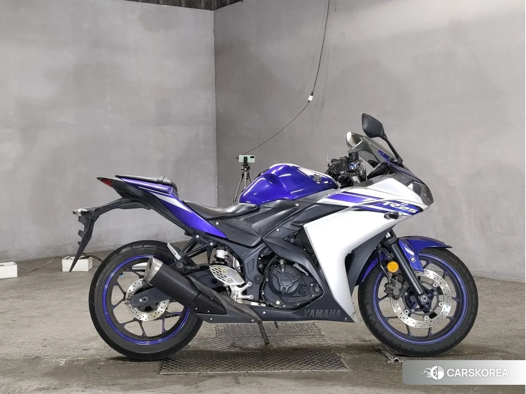 Проданный Yamaha YZF-R25 2016 из Японии