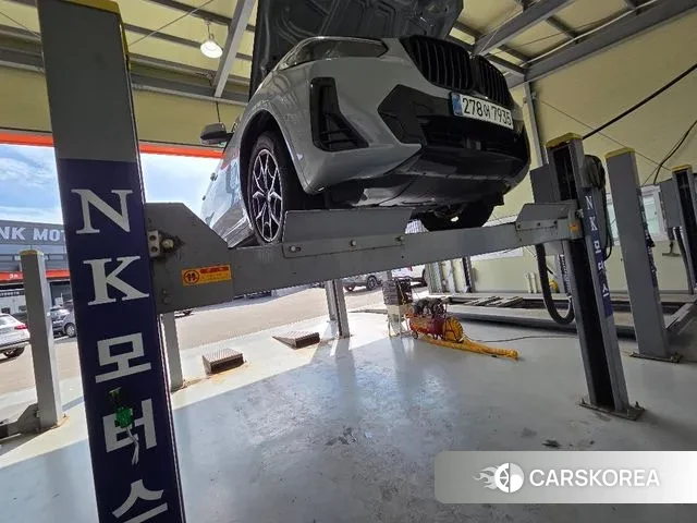 BMW X3 (G01) 2024 Небесно-голубой из Кореи