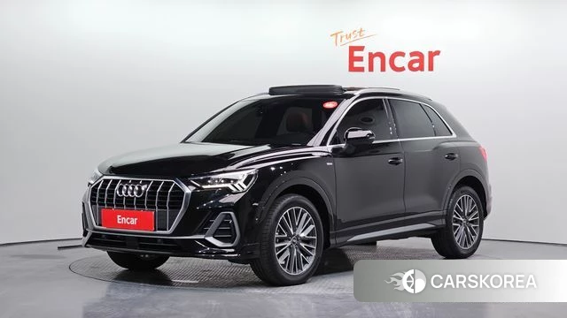 Audi Q3 (F3) 2023 Черный из Кореи