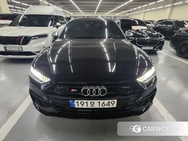 Audi S7 (4K) 2023 Черный из Кореи