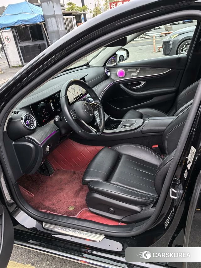 Mercedes-Benz E-class 2022 Черный из Китая