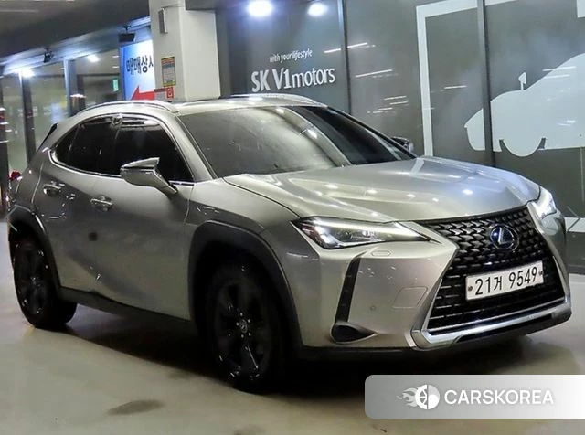 Lexus UX250h 2019 Серебристо-серый из Кореи