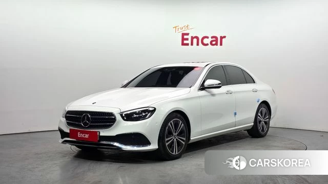Mercedes-Benz E-Class W213 2020 Белый из Кореи
