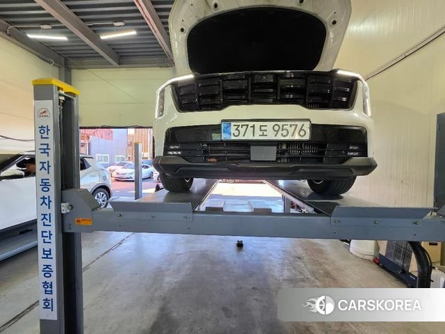 Kia The New Sorento 4th Generation 2023 Белый из Кореи
