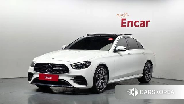 Mercedes-Benz E-Class W213 2021 Белый из Кореи