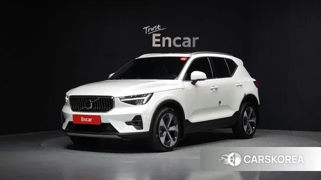 Volvo XC40 2022 Белый из Кореи