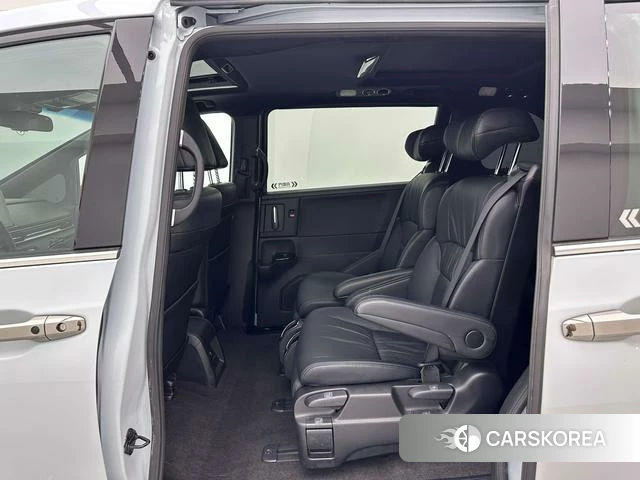 Honda Odyssey 2023 Белый из Китая