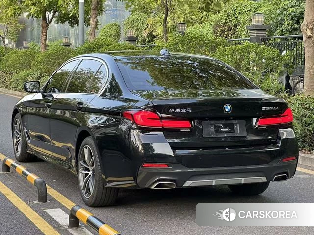 BMW 5 series 2022 Черный из Китая