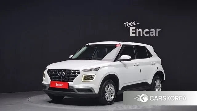 Hyundai Venue 2023 Белый из Кореи