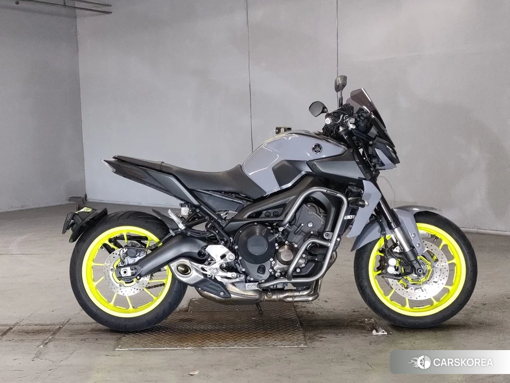 Проданный Yamaha MT-09 2017 из Японии