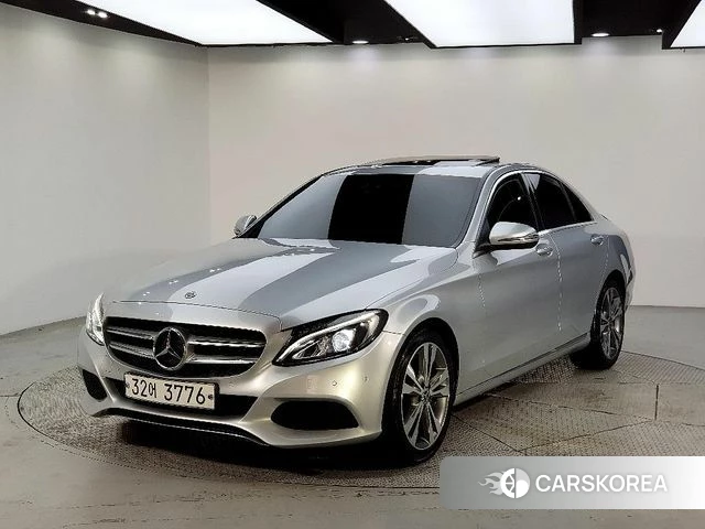 Mercedes-Benz C-Class W205 2018 Серебряный из Кореи