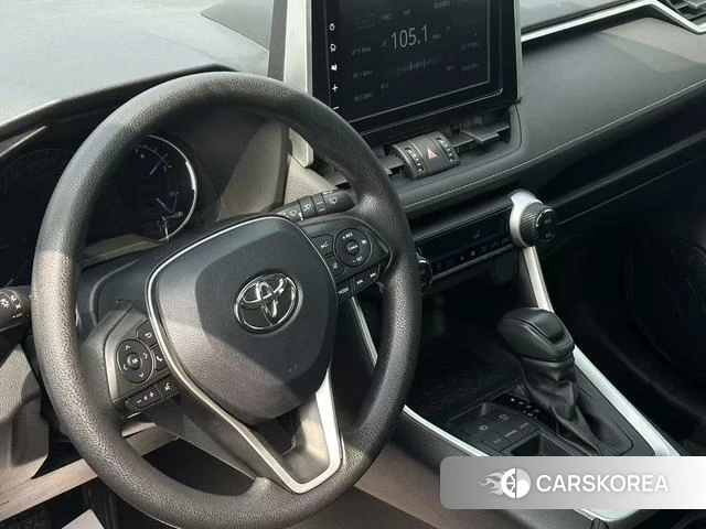 Toyota RAV4 Rongfang 2021 Серебристо-серый из Китая