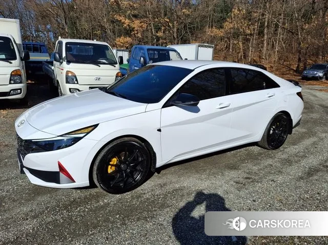 Hyundai Avante (CN7) 2023 Белый из Кореи