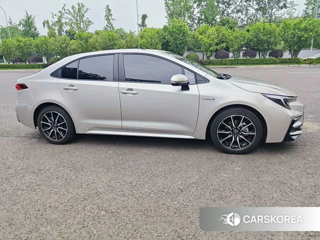 Toyota Lei Ling 2023 Темно-серый из Китая