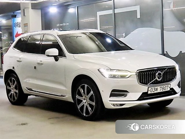 Volvo XC60 second Generation 2019 Белый из Кореи