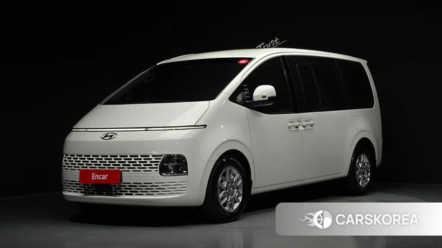 Hyundai Staria 2023 Белый из Кореи