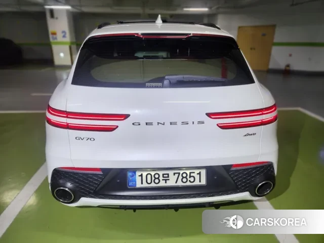 Genesis GV70 2021 Белый из Кореи