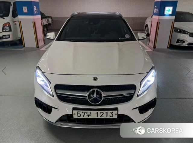 Mercedes-Benz GLA-Class X156 2019 Белый из Кореи