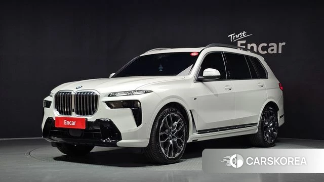 BMW X7 (G07) 2025 Белый из Кореи