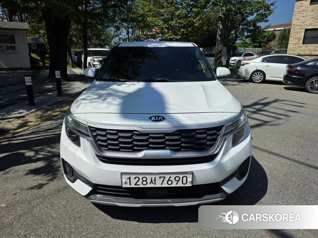 Kia Seltos 2020 Белый из Кореи