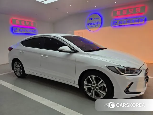 Hyundai Avante AD 2018 Белый из Кореи