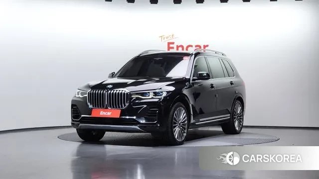 BMW X7 (G07) 2022 Черный из Кореи