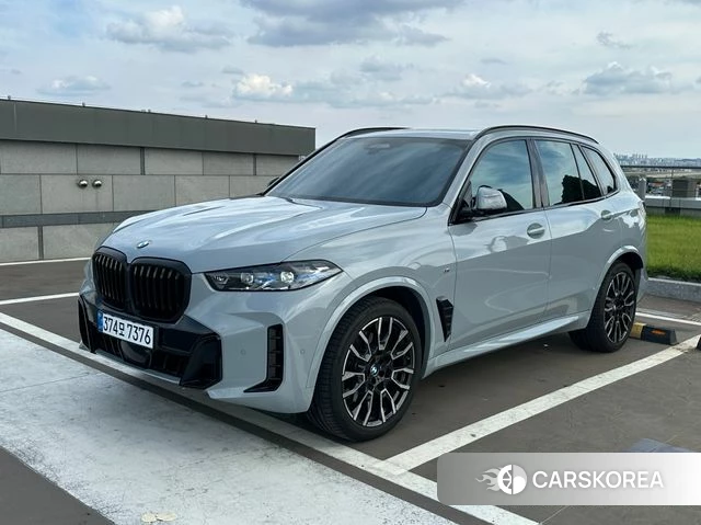 BMW X5 (G05) 2026 Серебристо-серый из Кореи