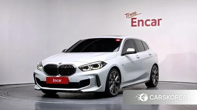 BMW 1 Series (F40) 2022 Белый из Кореи