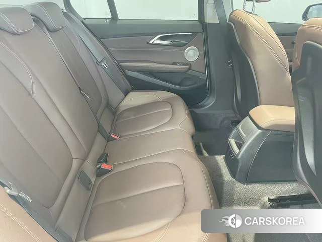 BMW 1 series 2023 Белый из Китая
